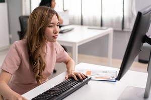 How is Astigmatism diagnosed?
